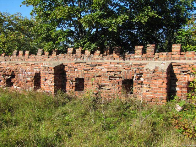 Батарейная. Батарейная гора Выборг. Батарейная горка Выборг. Батарейная гора. Городской парк Батарейная гора.