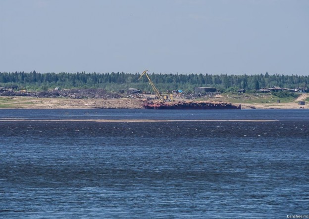 Волга впадает в енисей