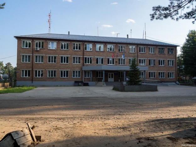 Поселок бор. Бор Туруханский район. Поселок Бор Туруханский район. П Бор Туруханского района Красноярского края. Школа средняя поселок Бор Туруханский район.