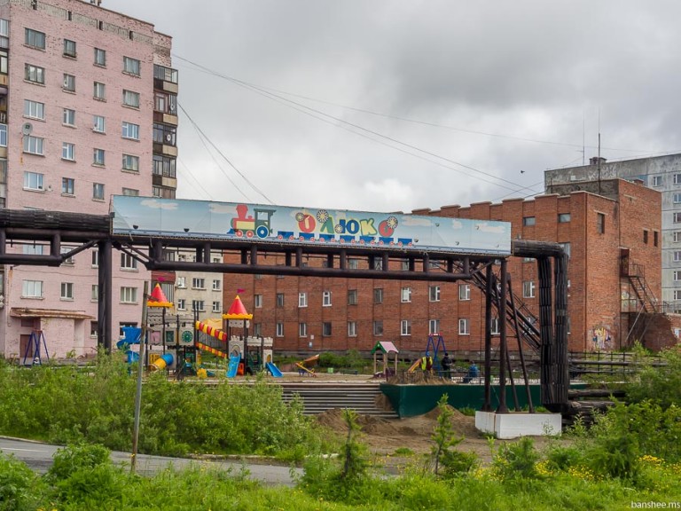 Матросова 13б дудинка. Матросова 14 дудинка. Дудинка матросова 3. Матросова 14 дудинка. Дудинка ул.