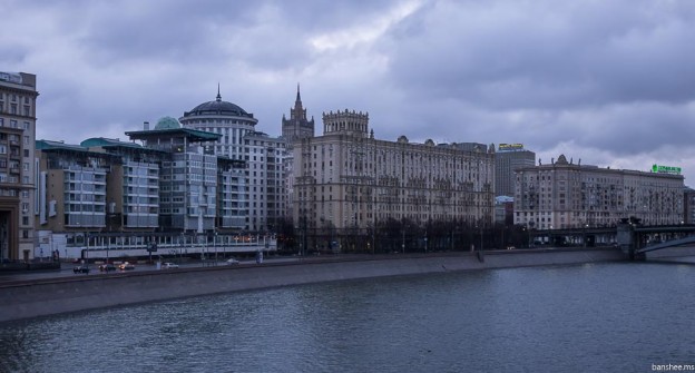 Смоленская набережная москва фото